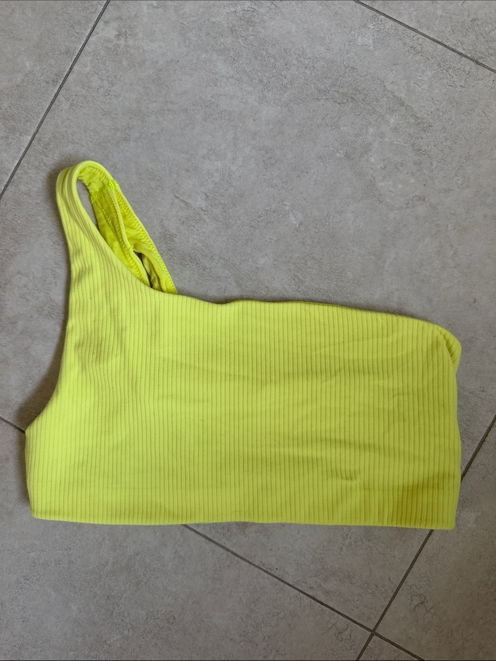Lululemon neon yellow ribbed one shoulder bra Size 6